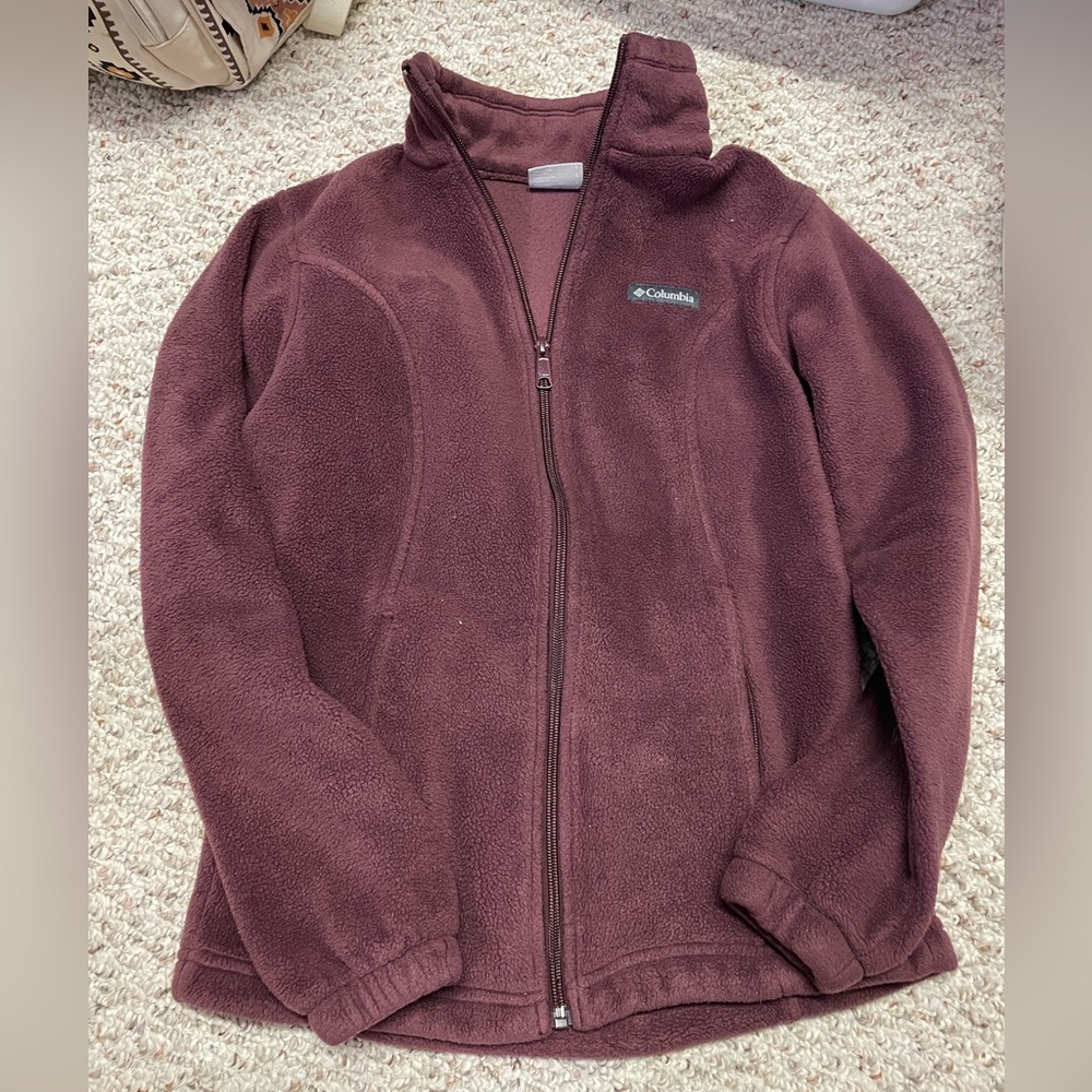 #004 Columbia Zip Up